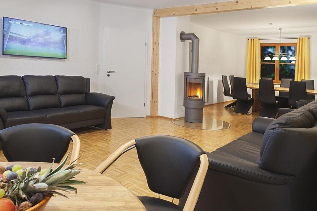 Holiday home Schwarzwaldhaus24 - Mit Sauna, Whirlpool Und Kamin Aichhalden