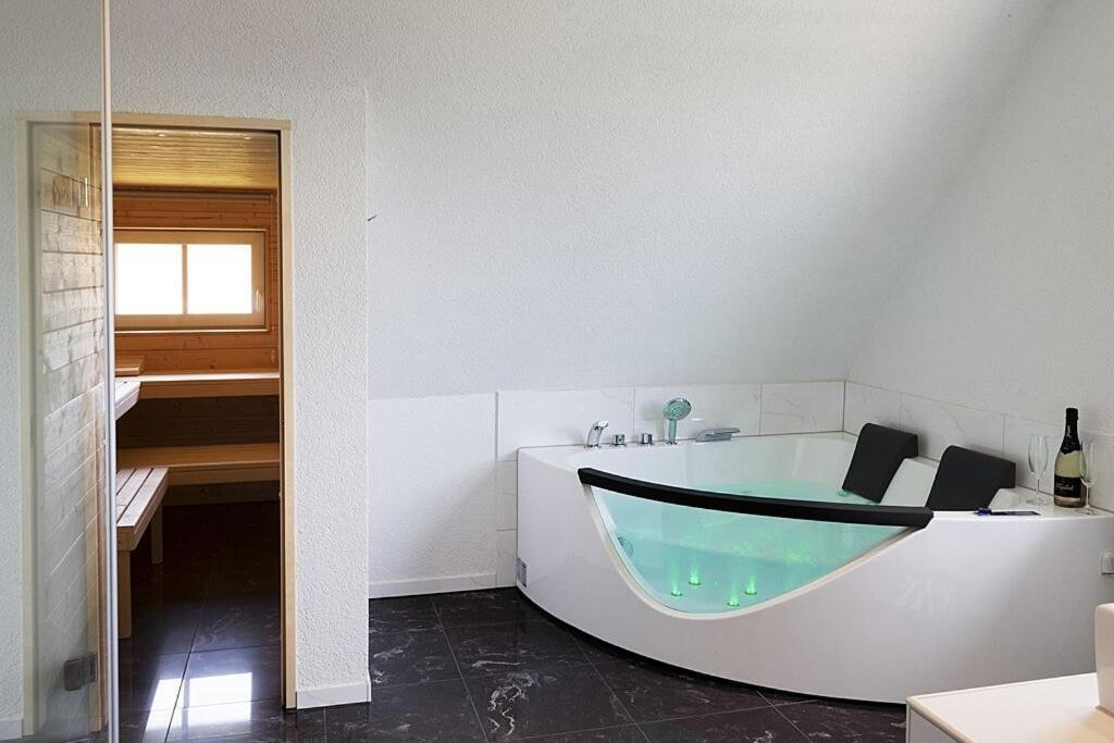 Schwarzwaldhaus24 - Mit Sauna, Whirlpool Und Kamin Holiday home