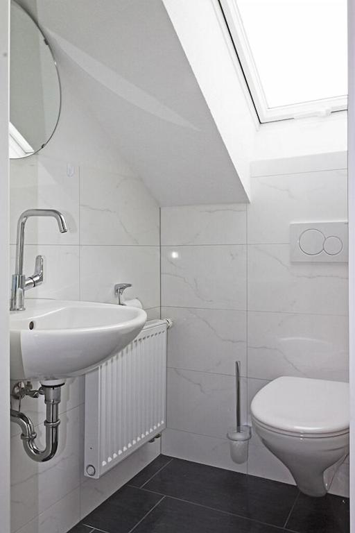 Schwarzwaldhaus24 - Mit Sauna, Whirlpool Und Kamin Aichhalden